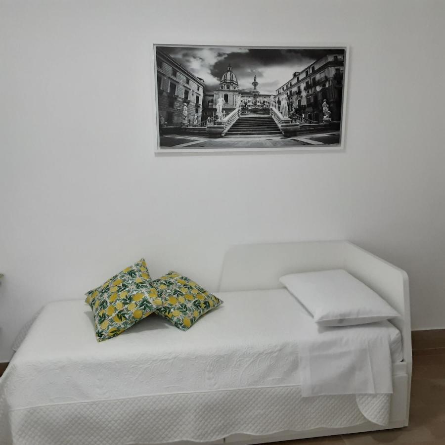 La Camera Di Stella - Ai Normanni Ξενοδοχείο Παλέρμο Εξωτερικό φωτογραφία